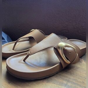 Aerosoles Tan Sandals with Gold Buckle